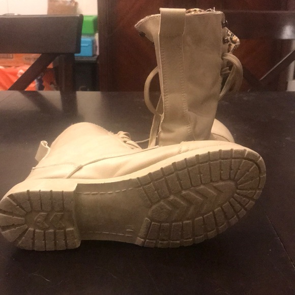 Combat style boots - Picture 4 of 6